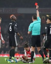  阿森纳队长厄德高伤退，若日尼奥挺身而出救火  