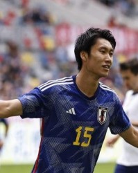 一竞技平台- 法兰克福欧联杯双线告捷，日本国脚镰田大地连场建功  