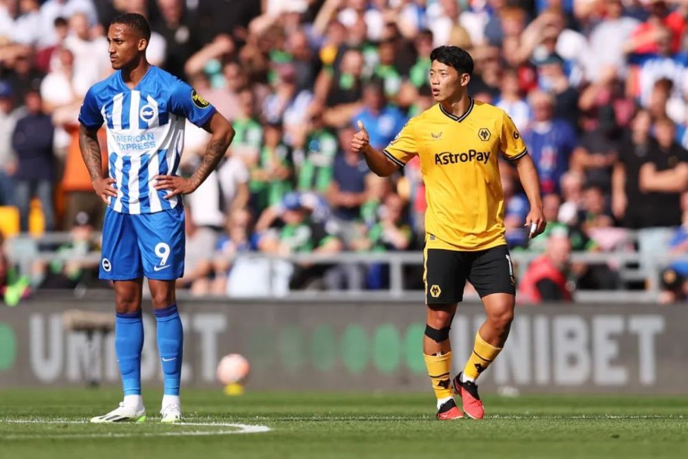  布莱顿小将三笘薰当选月度最佳球员  