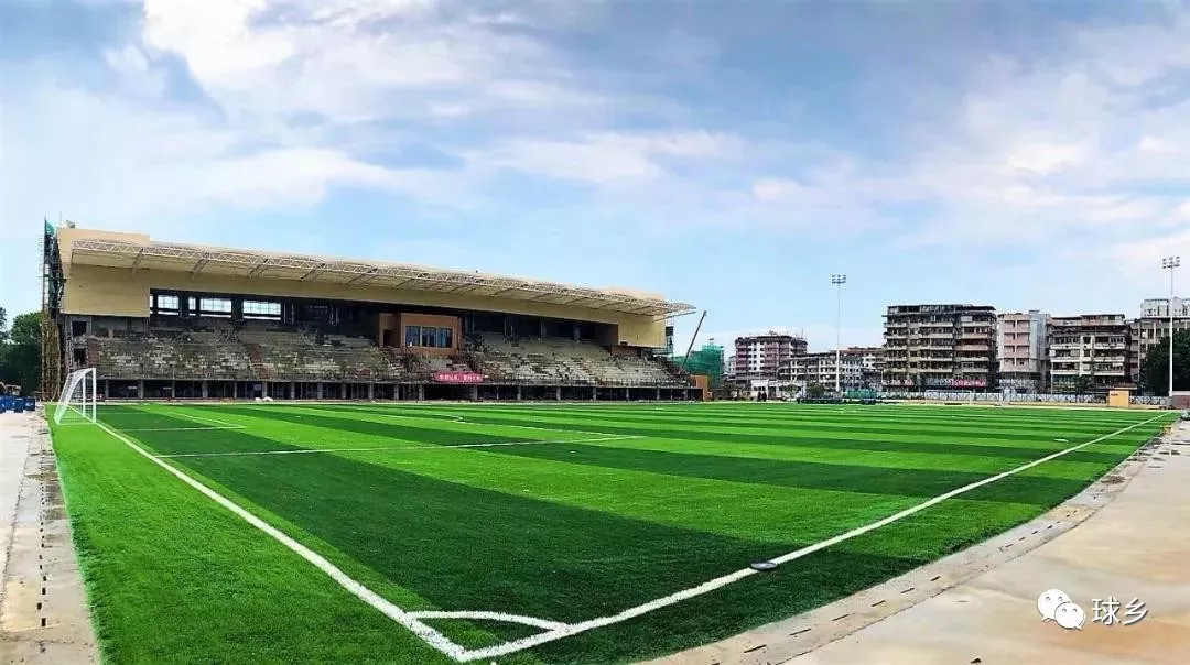  达姆施塔特市政府修建足球主题公园，打造地标  